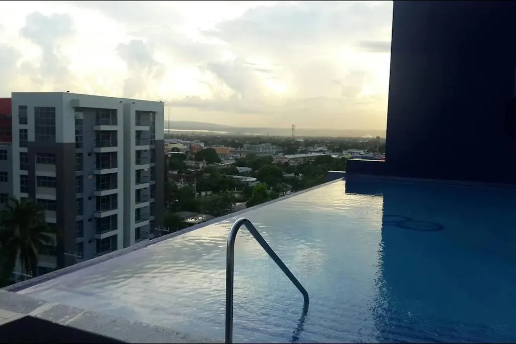 2 Bedroom Kingston Lux Apt With Pool 0*,  Jamaica